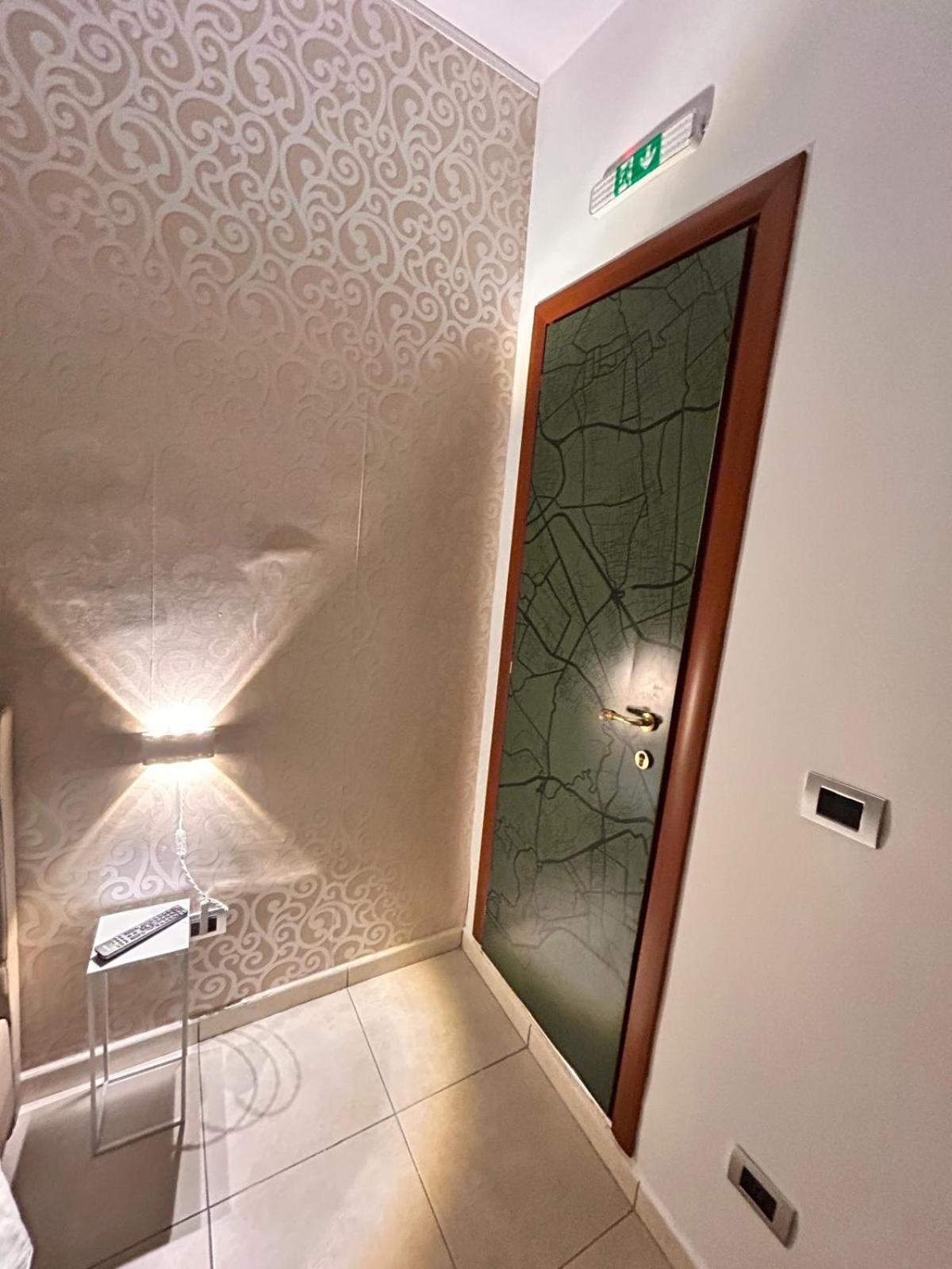 Suite Conte Poderico Napels Buitenkant foto